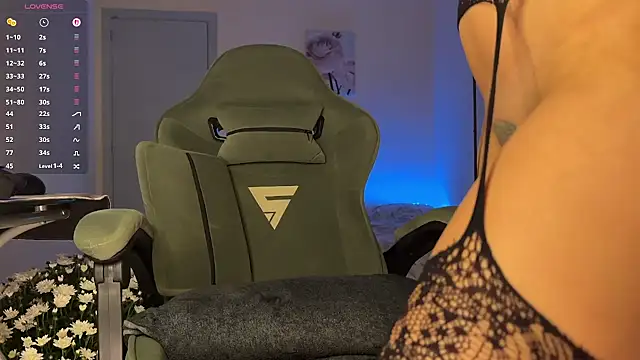 Naughty Mari online show from 10-26-25, 10:59