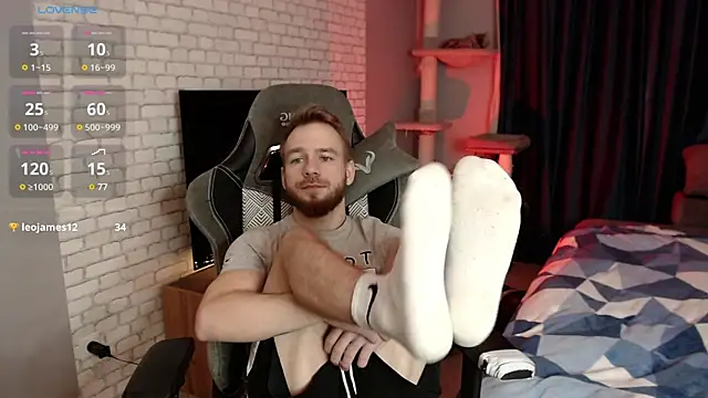 LeoPaulini online show from 12-25-24, 11:43