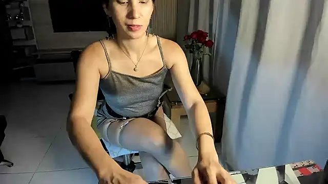 dalilaoficials1 online show from 03-21-26, 11:03