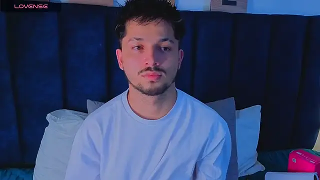 Issac james  online show from 03-27-26, 02:31