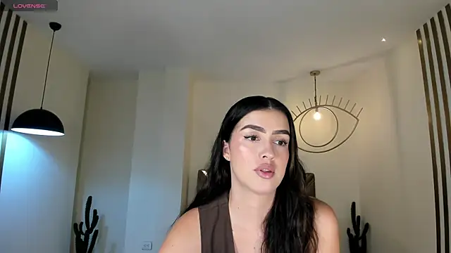 Snapshot of PaulinaSantos_ chatting on 05-02-26, 07:41 PaulinaSantos online show from 05-02-26, 07:41