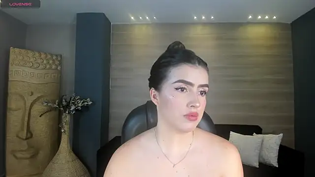 Snapshot of PaulinaSantos_ chatting on 06-25-26, 06:57 PaulinaSantos online show from 06-25-26, 06:57