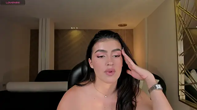 Snapshot of PaulinaSantos_ chatting on 06-10-26, 08:21 PaulinaSantos online show from 06-10-26, 08:21