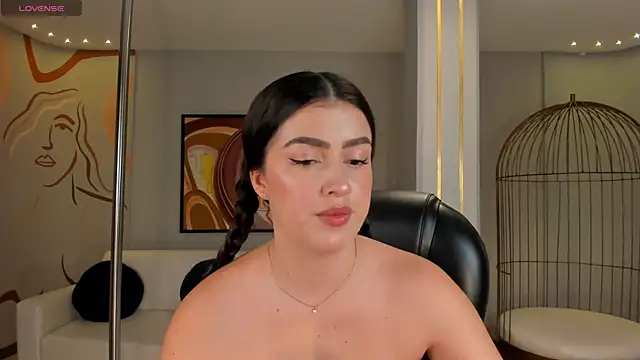 Snapshot of PaulinaSantos_ chatting on 07-08-26, 07:25 PaulinaSantos online show from 07-08-26, 07:25