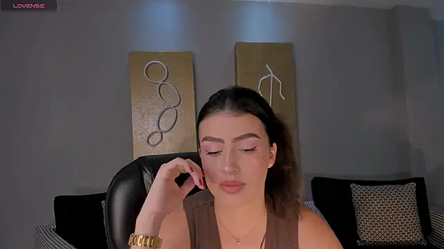 Snapshot of PaulinaSantos_ chatting on 05-14-26, 07:11 PaulinaSantos online show from 05-14-26, 07:11