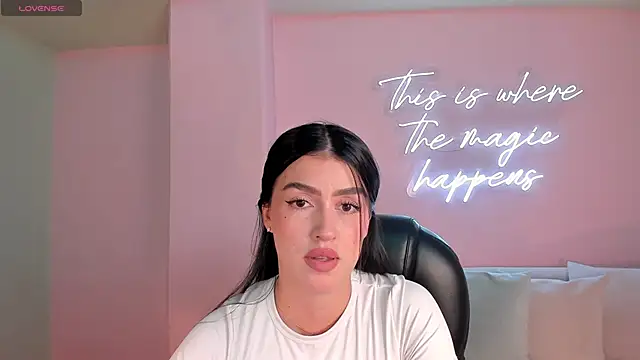 PaulinaSantos  online show from 09-24-25, 06:47