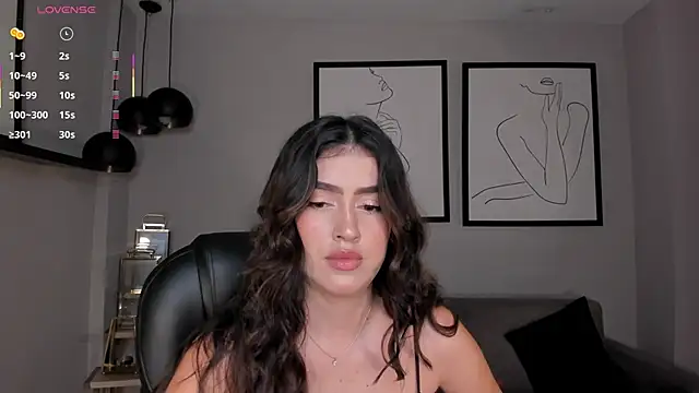 Snapshot of PaulinaSantos_ chatting on 06-04-26, 07:07 PaulinaSantos online show from 06-04-26, 07:07