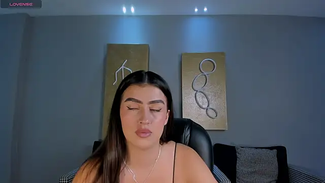 Snapshot of PaulinaSantos_ chatting on 05-11-26, 07:33 PaulinaSantos online show from 05-11-26, 07:33