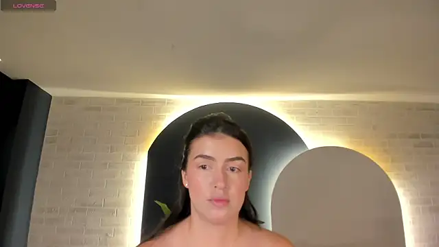 Snapshot of PaulinaSantos_ chatting on 04-19-26, 05:14 PaulinaSantos online show from 04-19-26, 05:14