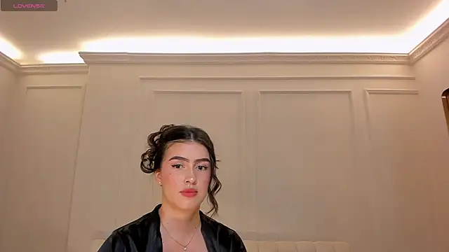 Snapshot of PaulinaSantos_ chatting on 06-24-26, 07:22 PaulinaSantos online show from 06-24-26, 07:22