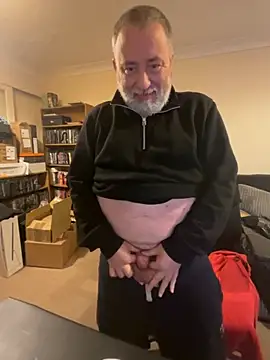 LondonTeffy online show from 11-14-25, 10:24