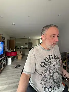 LondonTeffy online show from 05-07-26, 11:02