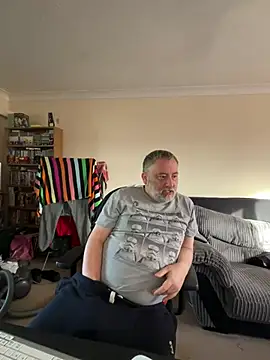 LondonTeffy online show from 02-06-25, 10:58