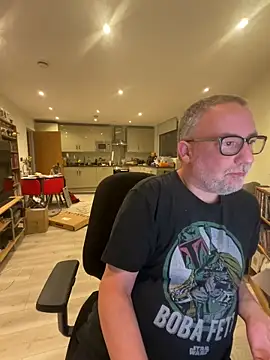LondonTeffy online show from 06-18-26, 09:09