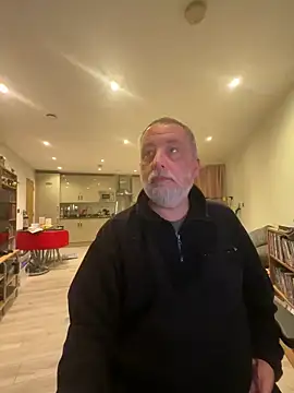 LondonTeffy online show from 04-28-26, 09:08