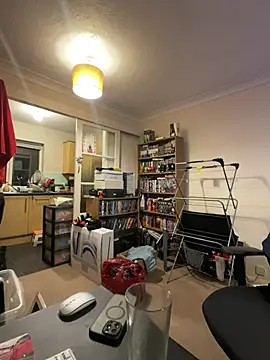 LondonTeffy online show from 03-20-25, 10:18