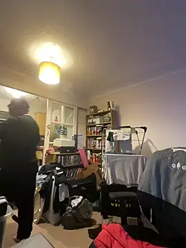 LondonTeffy online show from 12-13-24, 10:23