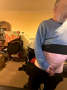 LondonTeffy online show from 10-30-25, 11:01