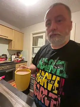 LondonTeffy online show from 01-07-25, 10:41
