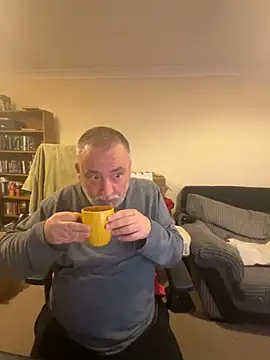 LondonTeffy online show from 10-28-25, 10:31