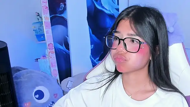 Snapshot of cutestephuwu chatting on 03-18-25, 02:29 cutestephuwu online show from 03-18-25, 02:29