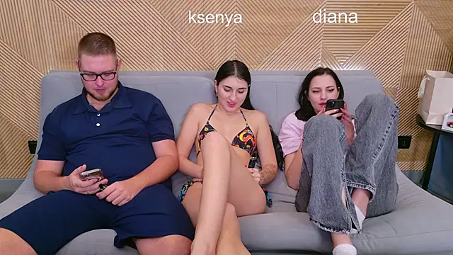 Ksenny online show from 11-24-25, 11:16