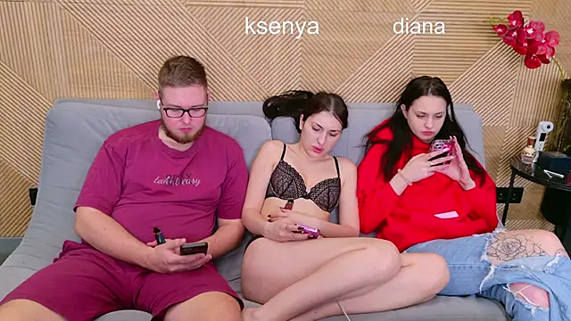 Ksenny online show from 04-06-26, 05:52