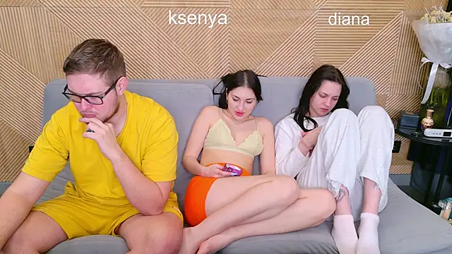 Ksenny online show from 03-06-26, 04:40