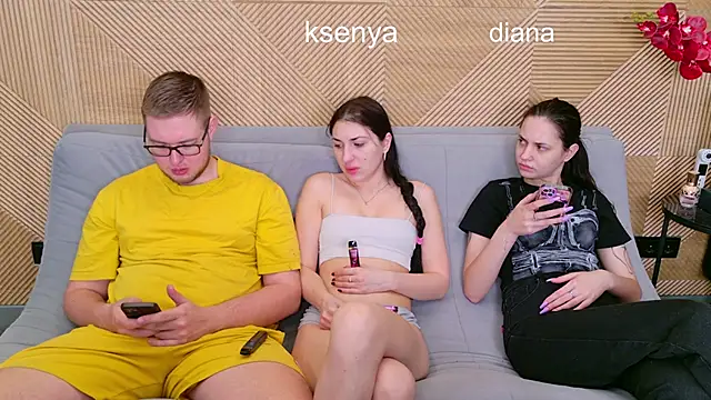 Ksenny online show from 04-09-26, 05:53