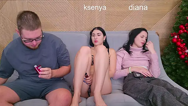 Ksenny online show from 12-05-25, 04:22