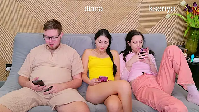 Ksenny online show from 03-13-26, 04:17