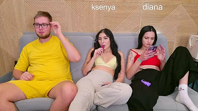 Ksenny online show from 10-04-25, 03:02