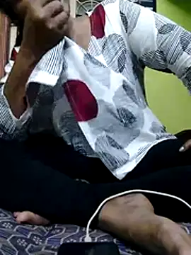 Tamilpriya46 online show from 10-27-25, 05:25