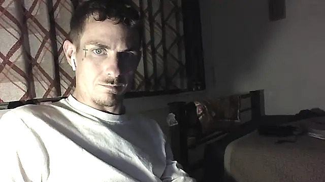 Snapshot of Paulhenry chatting on 10-01-25, 07:13 Paulhenry online show from 10-01-25, 07:13