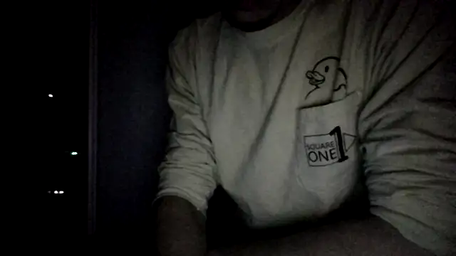 Snapshot of Paulhenry chatting on 12-18-25, 02:10 Paulhenry online show from 12-18-25, 02:10