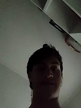 Snapshot of lolo2233a chatting on 10-15-25, 01:04 lolo2233a online show from 10-15-25, 01:04