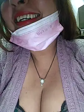 Dianaa9 online show from 11-26-25, 10:48