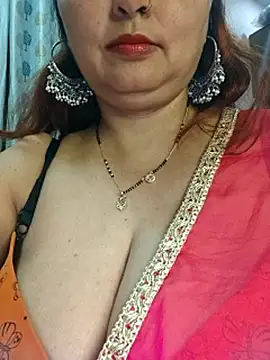 Dianaa9 online show from 02-26-26, 04:40