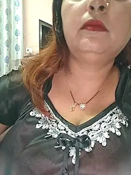 Dianaa9 online show from 05-15-26, 08:23
