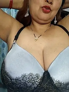 Dianaa9 online show from 03-01-26, 05:46