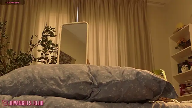 SophieCharm online show from 03-28-26, 08:59