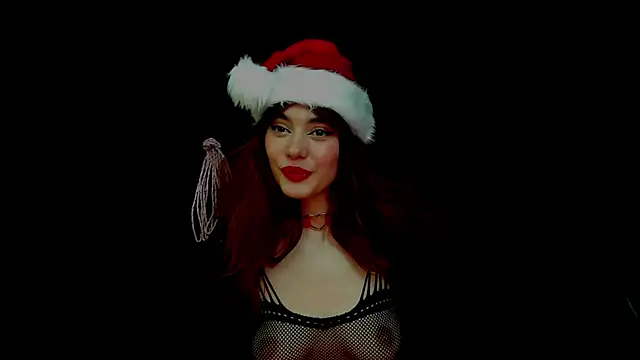 Snapshot of SophieCharm chatting on 12-28-24, 04:41 SophieCharm online show from 12-28-24, 04:41