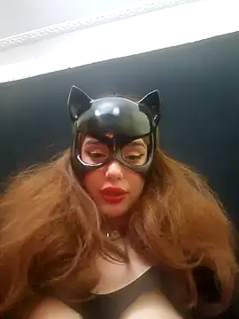 Snapshot of SophieCharm chatting on 12-05-24, 12:06 SophieCharm online show from 12-05-24, 12:06
