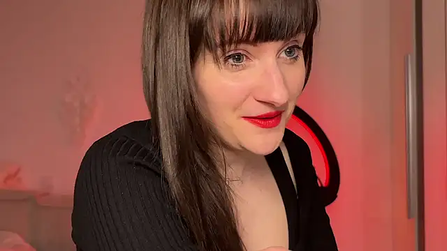 victoirenextdoor online show from 01-23-25, 07:40