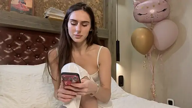 CuteRebelious online show from 02-13-26, 01:55