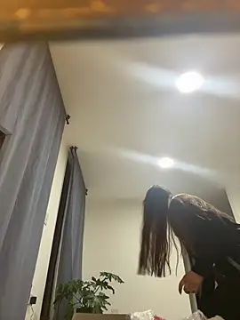 xia foxxy online show from 10-04-25, 01:40