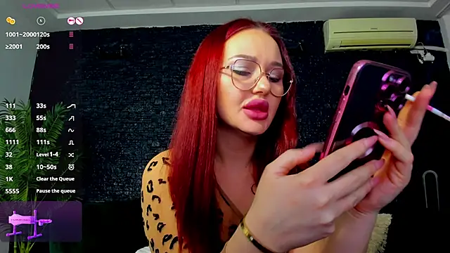 TemptingTeaser online show from 11-25-25, 08:53