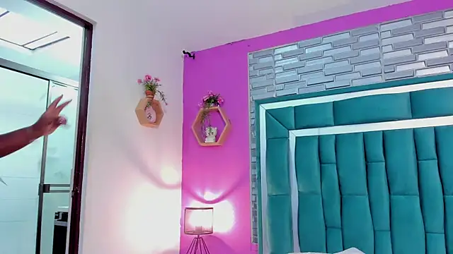 LORENSCOLLINS online show from 09-13-25, 01:22