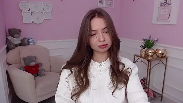 Snapshot of LucySkilar chatting on 09-26-25, 04:19 LucySkilar online show from 09-26-25, 04:19