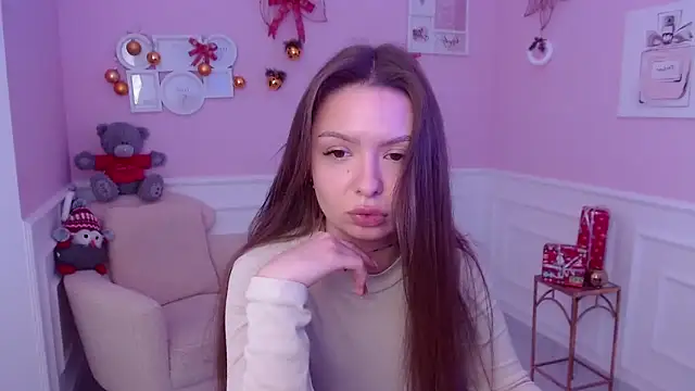 Snapshot of LucySkilar chatting on 12-31-24, 08:37 LucySkilar online show from 12-31-24, 08:37